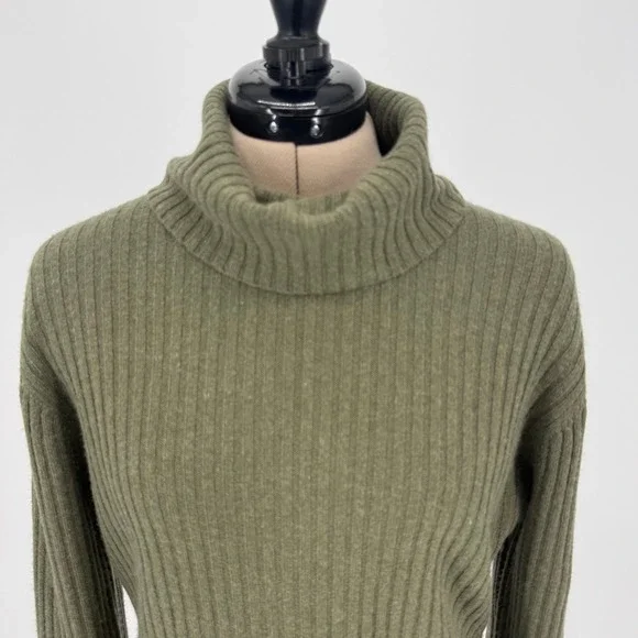 Mendocino Cashmere Olive Green Ribbed Turtleneck Sweater - Picture 5 of 9